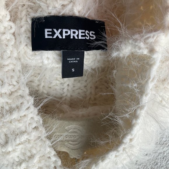 Express Women's Cream Cowl Neck fuzzy cropped Sweater Size Small - Picture 4 of 7